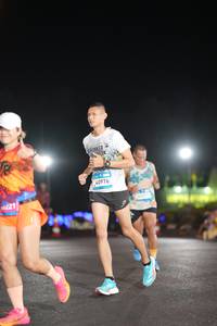 BIB: 221, 
                            <button type="button" onclick="openModal(23111727)" class="btn btn-primary btn-sm float-right btn-popup" data-toggle="modal" data-target=".modal-high-quality">
                        <i class="fas fa-shopping-cart"></i> Add to Cart
                    </button>
                                            <button type="button" onclick="isThisMe(23111727, true)" class="btn btn-success btn-sm float-right btn-popup btn-isme hidden" data-toggle="tooltip" data-placement="bottom" title="นี่คือรูปของคุณใช่ไหม คลิกที่นี่เพื่อเอาเข้าอัลบั้ม">
                        <i class="fas fa-plus"></i> Add to album
                    </button>
                    <button type="button" onclick="isThisMe(23111727, false)" class="btn btn-warning btn-sm float-right btn-popup btn-isnotme hidden">
                        <i class="fas fa-ban"></i> Remove from album
                    </button>